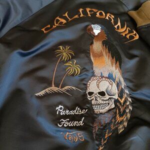 Vans Vault rare XL jacket California Souvenir Reversible Smiley face New